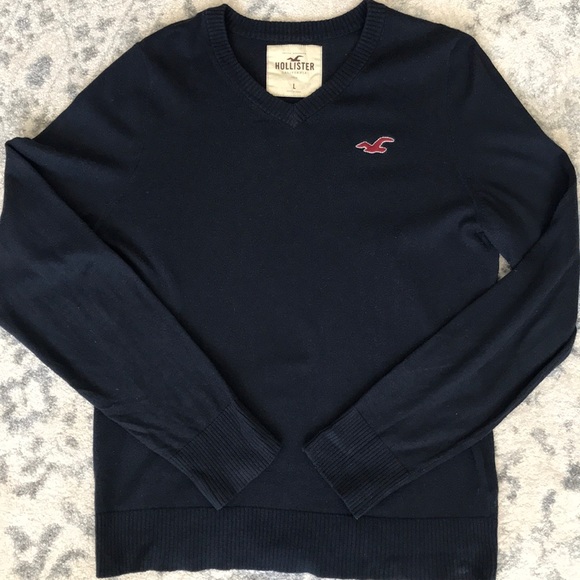 Hollister Other - Men’s Hollister V-neck sweater